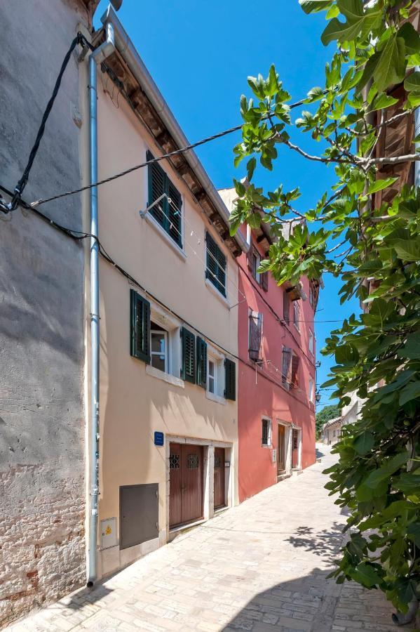 Happy House Bregovita By Irundo โรวีน ภายนอก รูปภาพ
