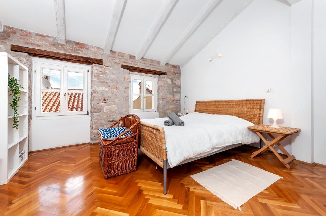 Happy House Bregovita By Irundo โรวีน ภายนอก รูปภาพ